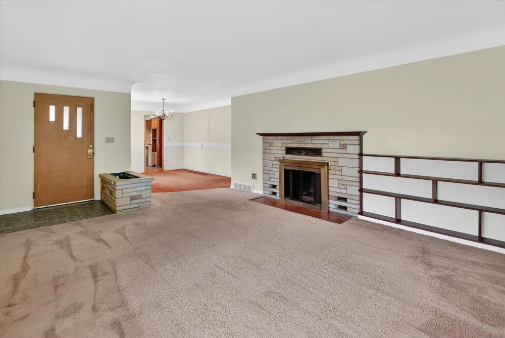 636 Rustic Drive Carrollton Township, MI 48604