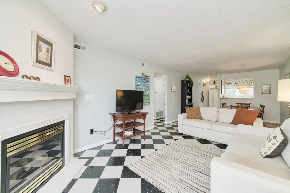 315 5th Avenue #17 Manistee City, MI 49660