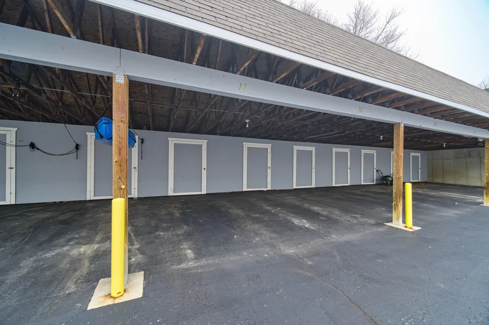 315 5th Avenue #17 Manistee City, MI 49660