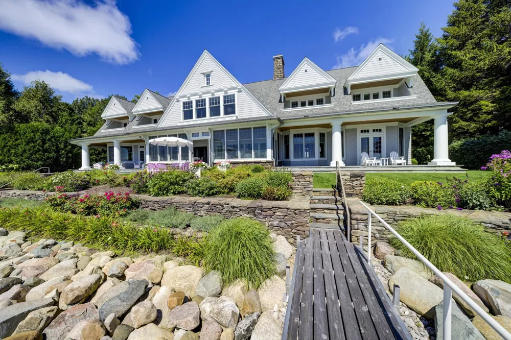 12935 Northport Point Road Leelanau Township, MI 49670