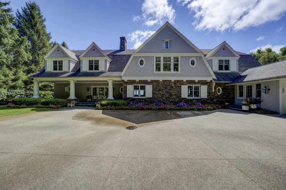 12935 Northport Point Road Leelanau Township, MI 49670