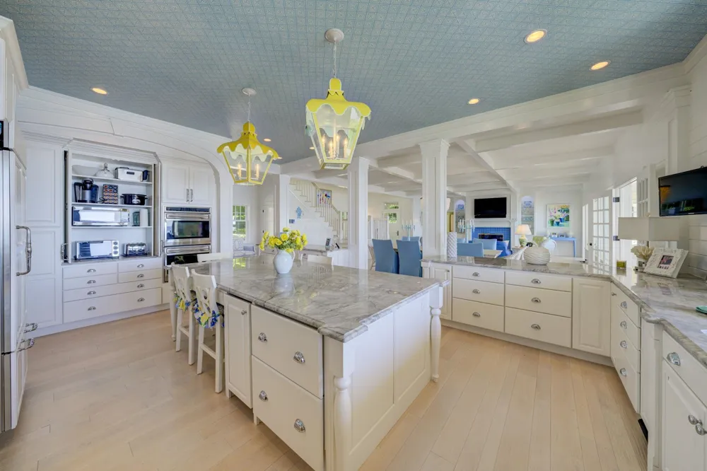 12935 Northport Point Road Leelanau Township, MI 49670