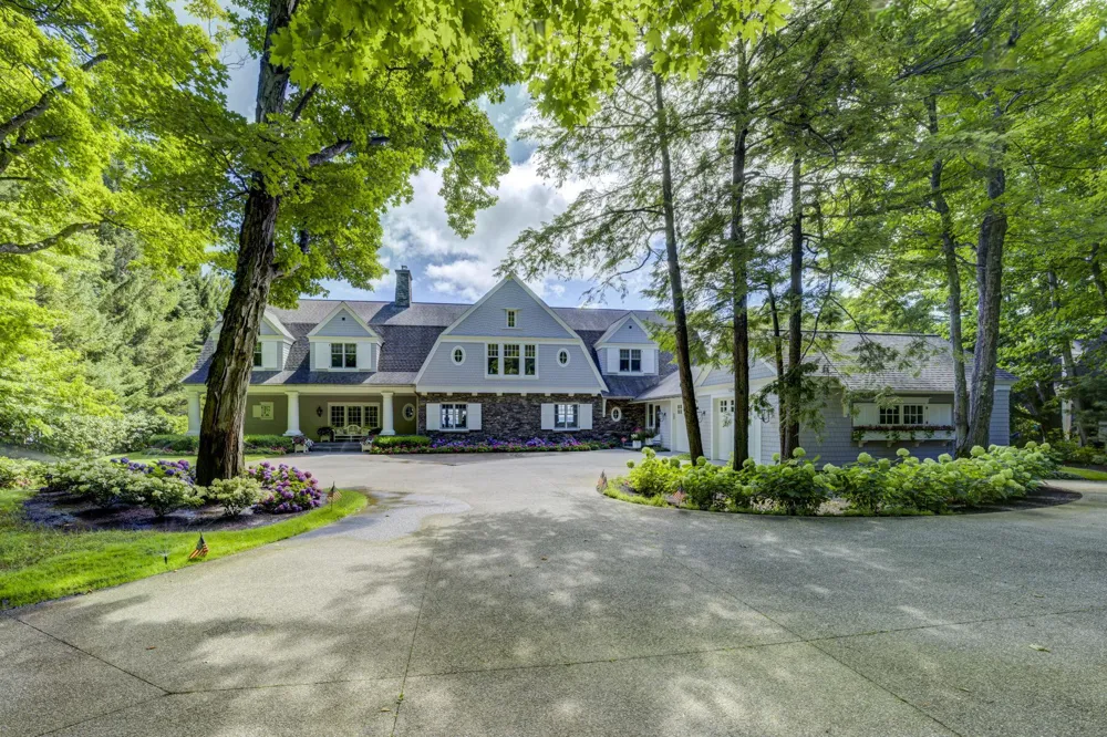 12935 Northport Point Road Leelanau Township, MI 49670