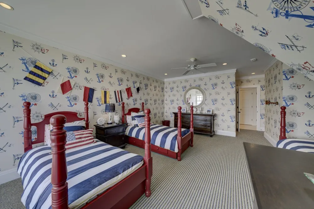 12935 Northport Point Road Leelanau Township, MI 49670