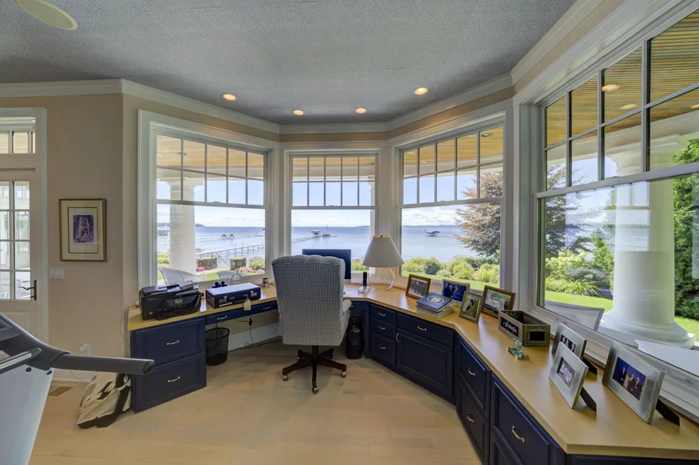 12935 Northport Point Road Leelanau Township, MI 49670