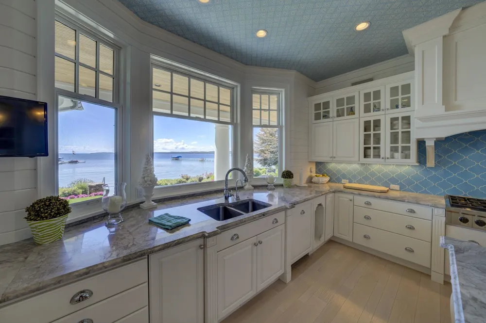 12935 Northport Point Road Leelanau Township, MI 49670