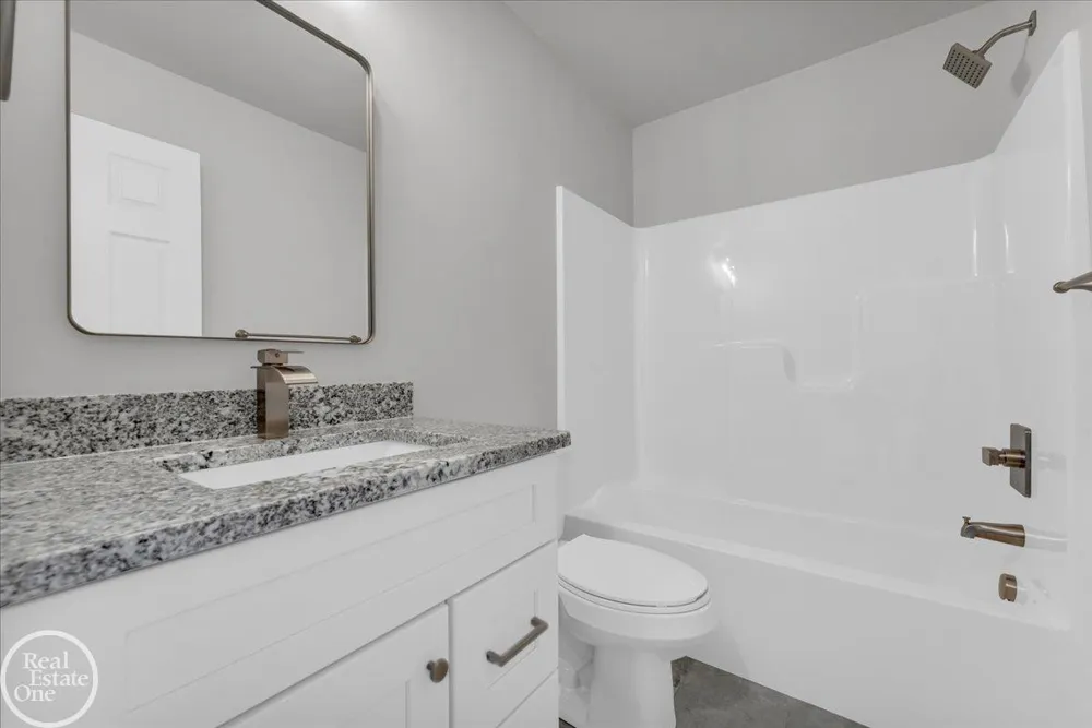 3 Riley Road St Clair City, MI 48079