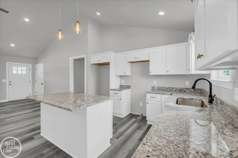 3 Riley Road St Clair City, MI 48079