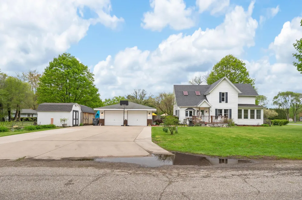 5232 Washington Avenue Lincoln Charter Township, MI 49085