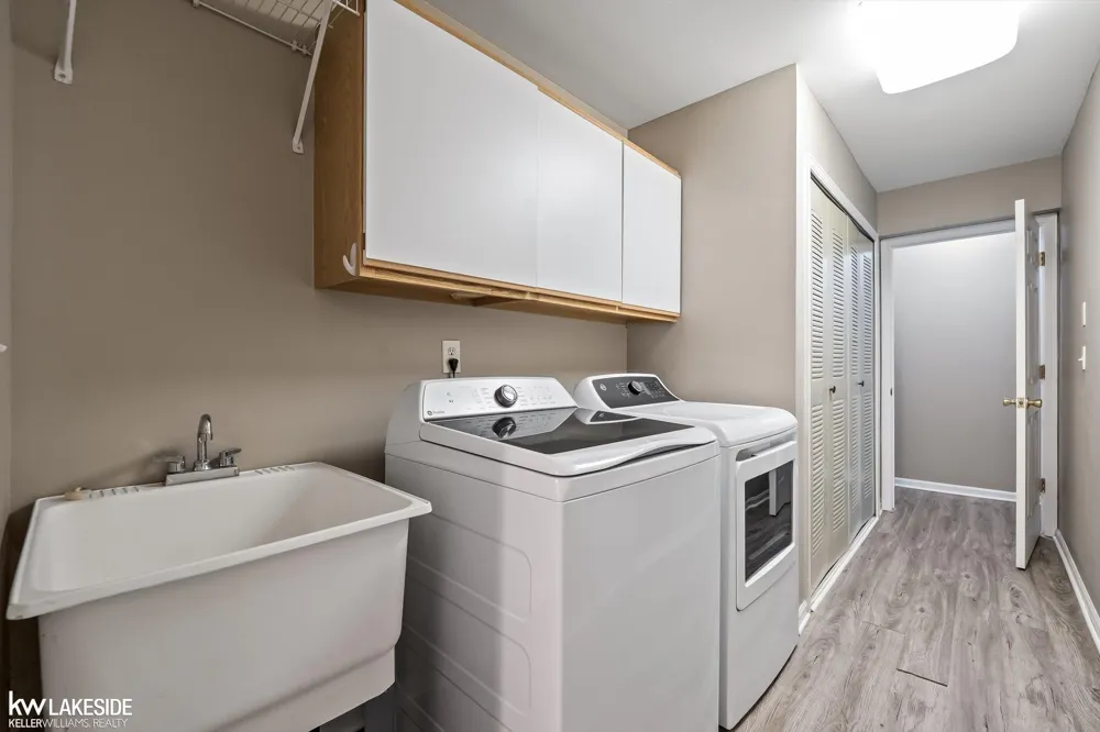 56429 Scotland Boulevard Shelby Charter Township, MI 48316
