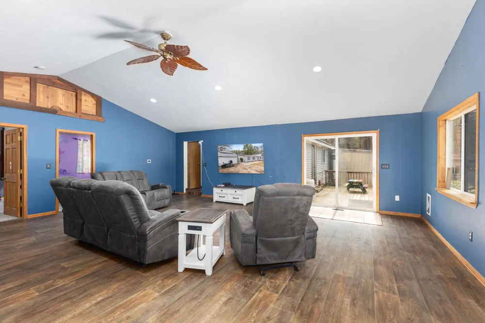8233 Beech Avenue Croton Township, MI 49329