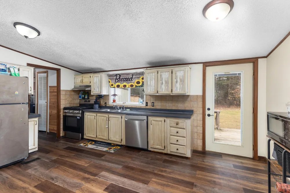 8233 Beech Avenue Croton Township, MI 49329