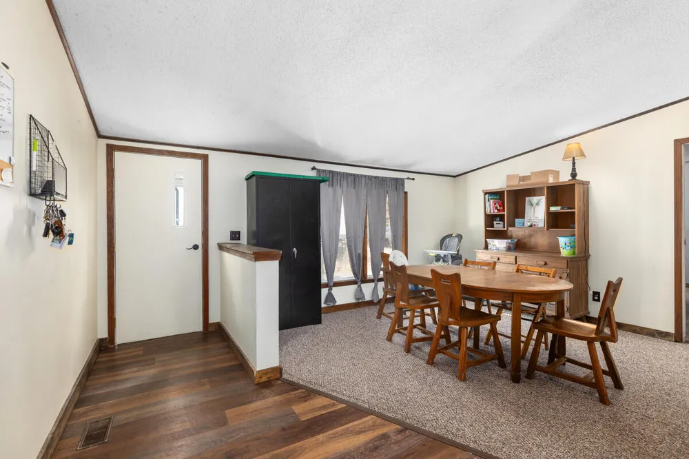 8233 Beech Avenue Croton Township, MI 49329