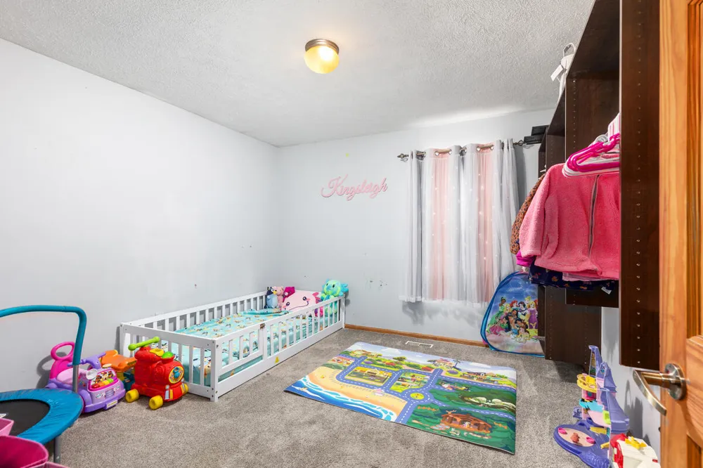 8233 Beech Avenue Croton Township, MI 49329