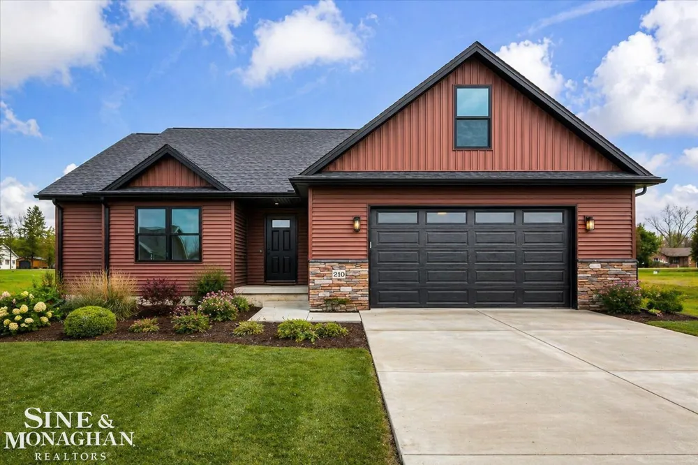 210 Oregon Avenue Marysville City, MI 48040