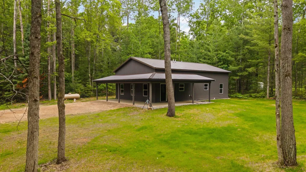 10927 Grand Kal Road Springfield Township, MI 49633