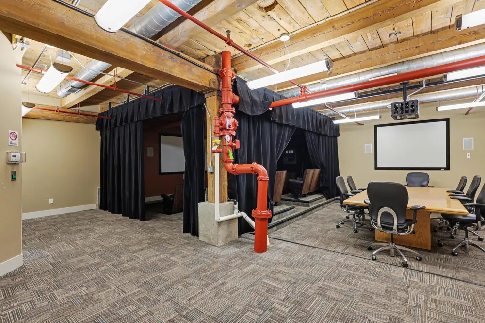 533 Columbia Avenue #107 Holland City, MI 49423