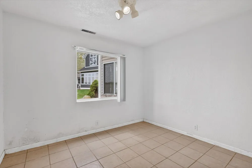 13117 Lakeshore Drive Wayland Township, MI 49344