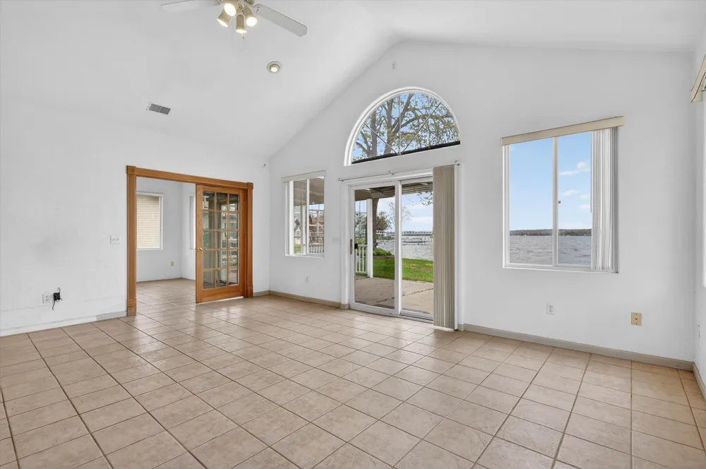 13117 Lakeshore Drive Wayland Township, MI 49344