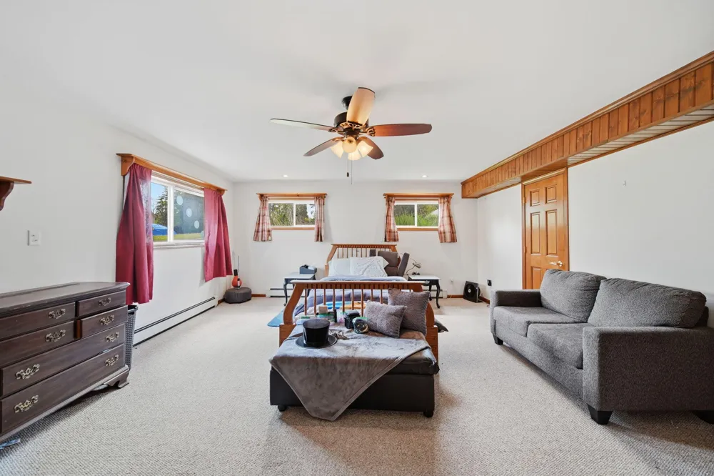 7155 Bayview Road Napoleon Township, MI 49201