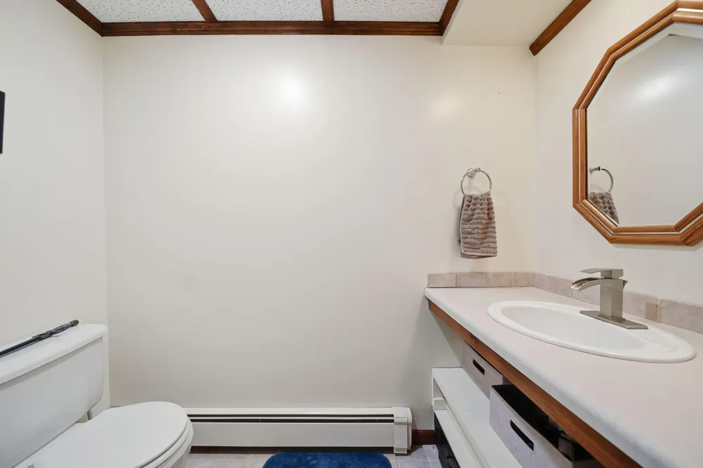 7155 Bayview Road Napoleon Township, MI 49201