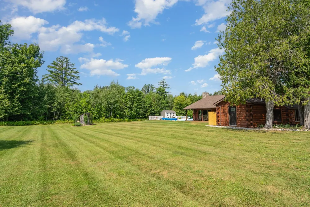 2486 S Adams Road Mikado Township, MI 48737