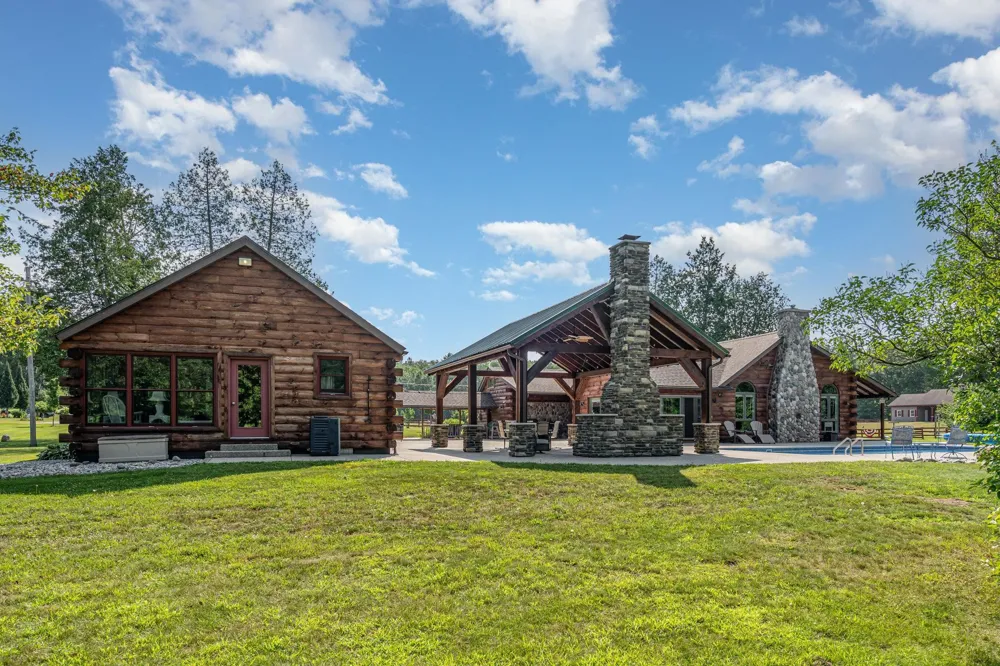 2486 S Adams Road Mikado Township, MI 48737