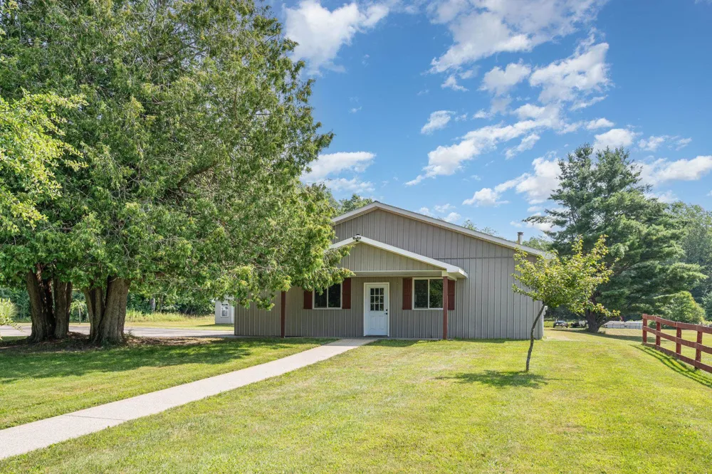 2486 S Adams Road Mikado Township, MI 48737