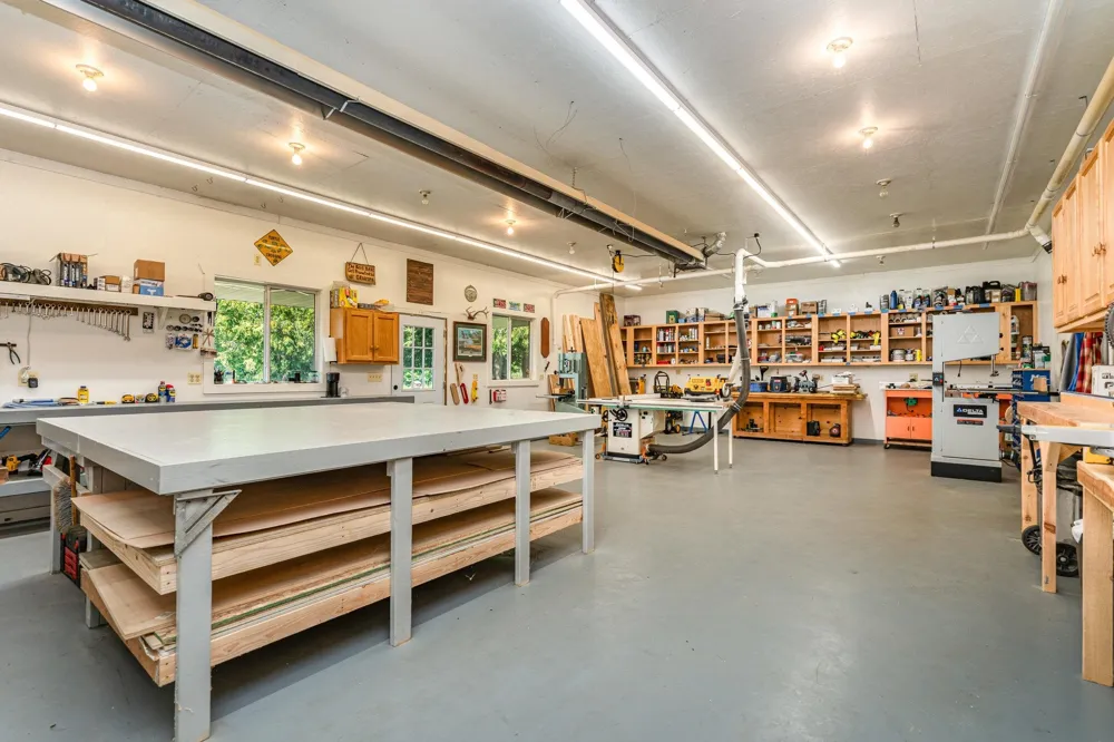 2486 S Adams Road Mikado Township, MI 48737