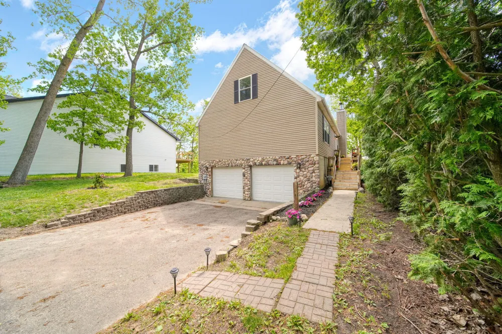 10771 Woodbrook Drive Somerset Township, MI 49233