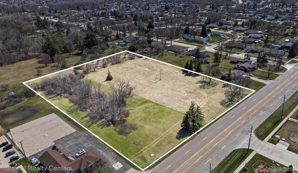 Garfield Clinton Charter Township, MI 48035