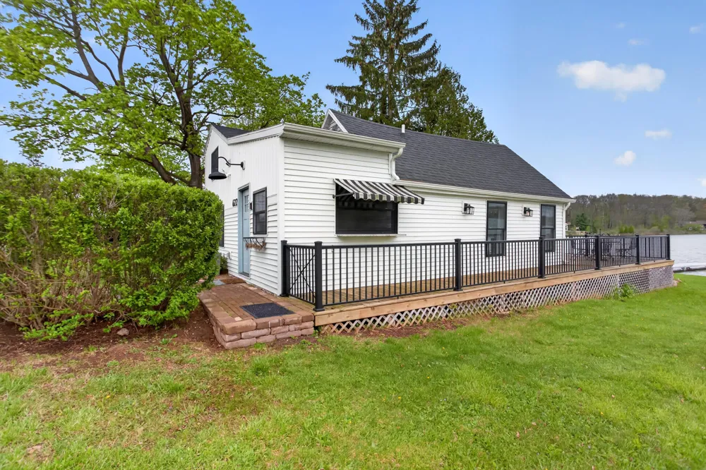 622 Swains Lake Drive Pulaski Township, MI 49237