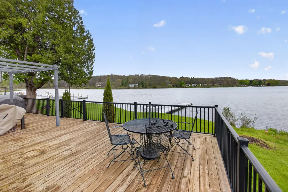 622 Swains Lake Drive Pulaski Township, MI 49237