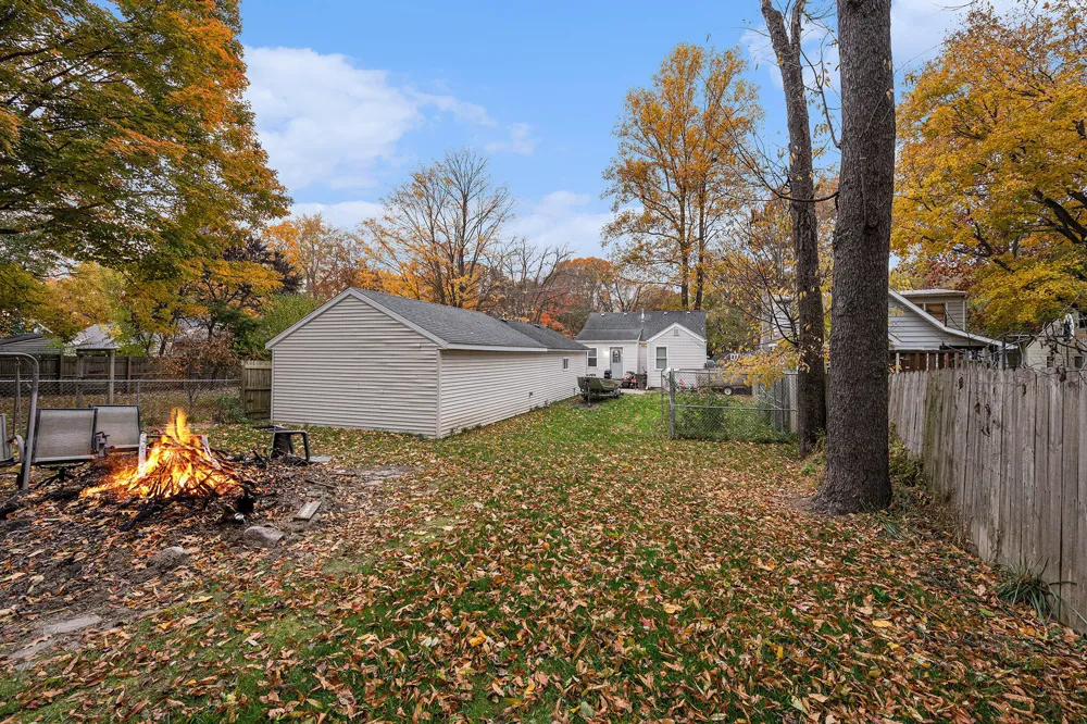 5418 Keyes Drive Cooper Charter Township, MI 49004