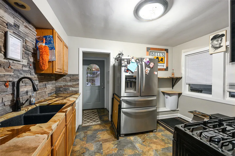 5418 Keyes Drive Cooper Charter Township, MI 49004