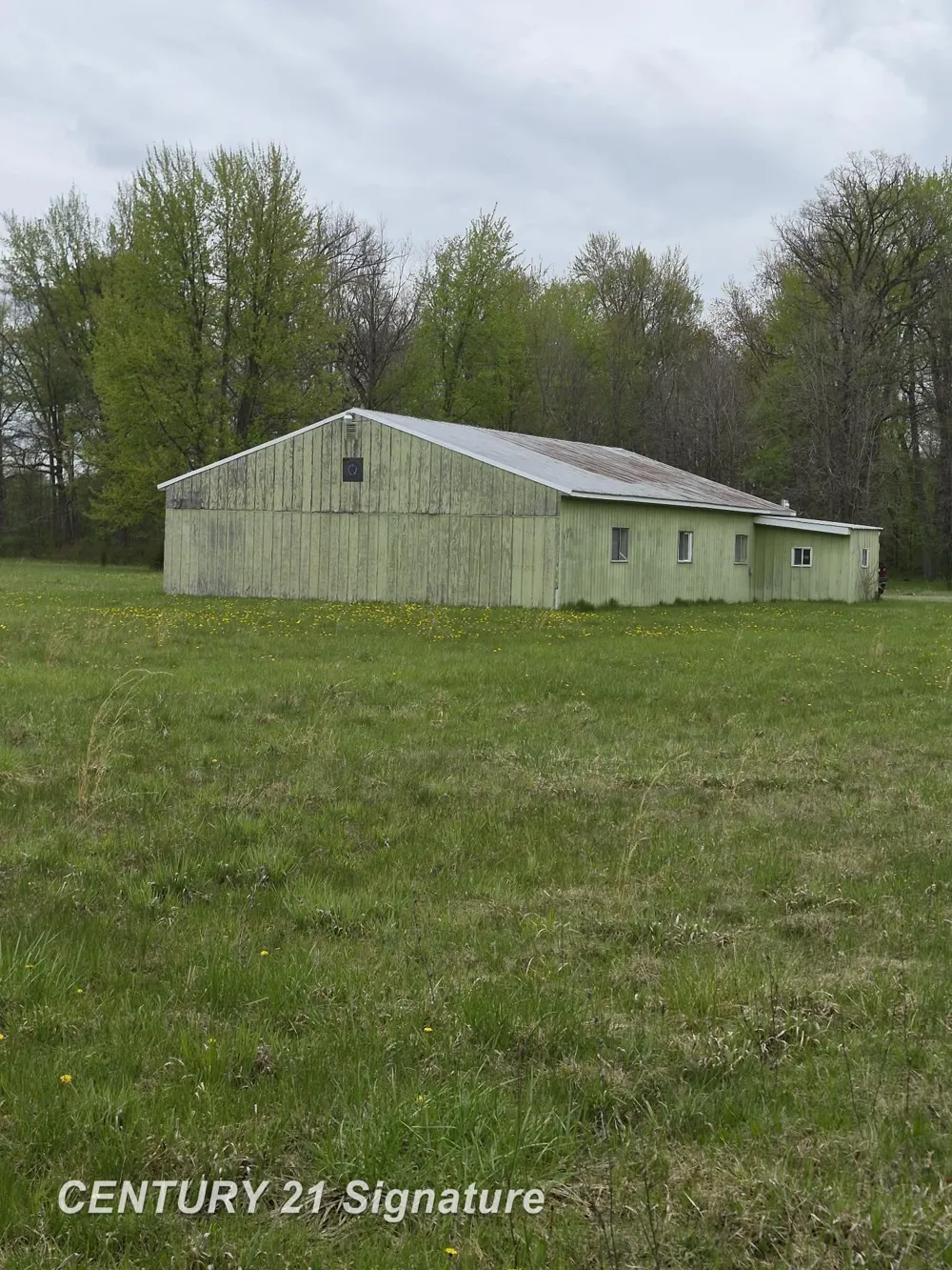 13615 Dixie Highway Birch Run Township, MI 48415