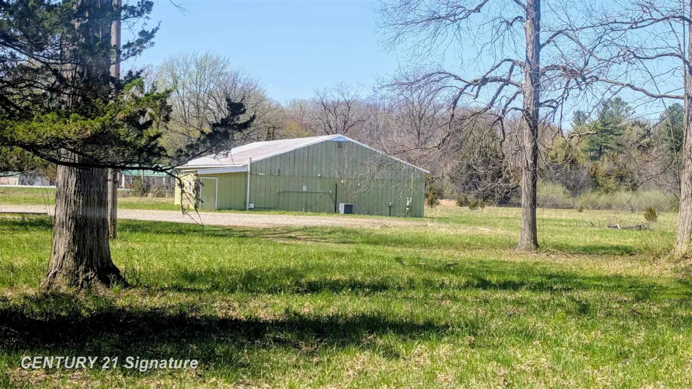 13615 Dixie Highway Birch Run Township, MI 48415