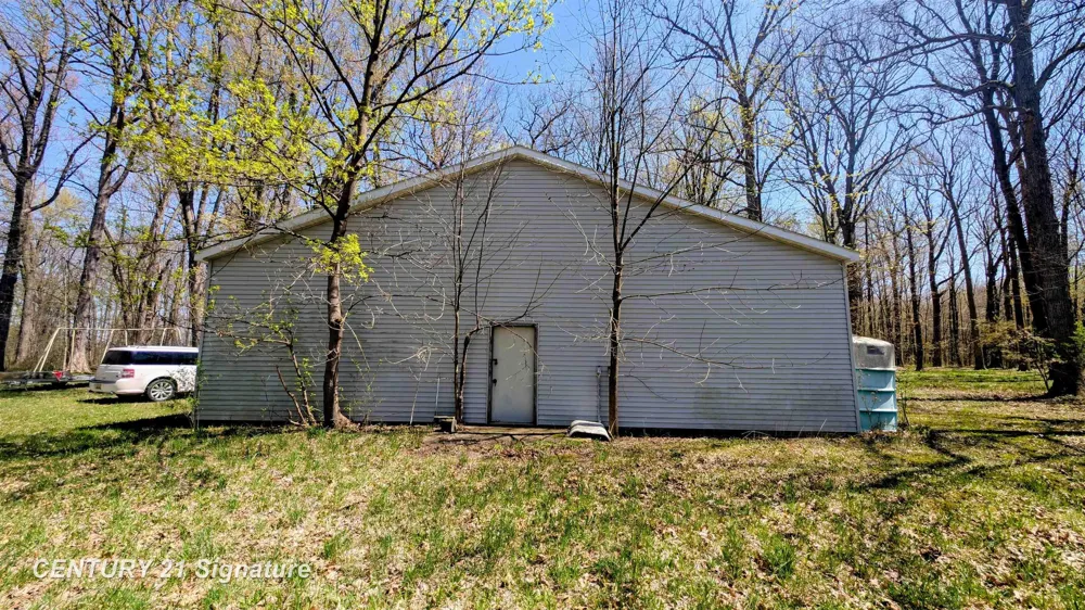 13615 Dixie Highway Birch Run Township, MI 48415