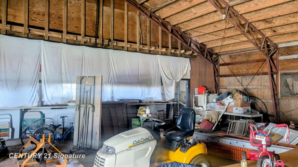 13615 Dixie Highway Birch Run Township, MI 48415
