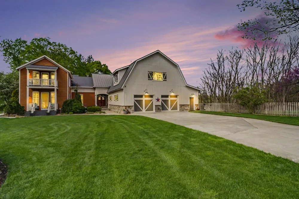 2325 Portage Road Bertrand Township, MI 49120