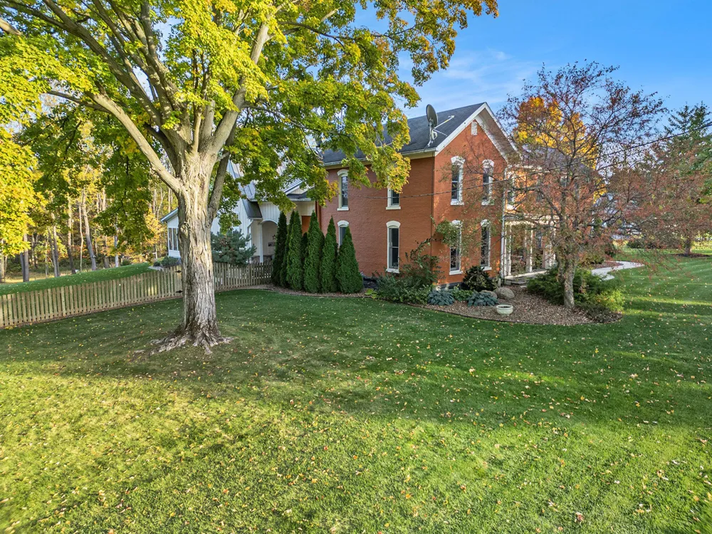 2325 Portage Road Bertrand Township, MI 49120