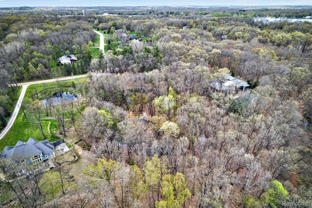 6944 Cooley Lake Road White Lake Charter Township, MI 48383