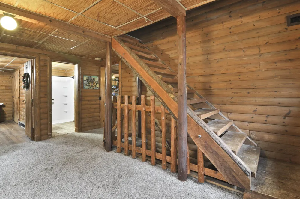 2561 E Johnson Road Norwich Township, MI 49651