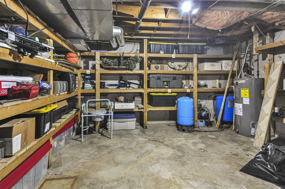 2561 E Johnson Road Norwich Township, MI 49651