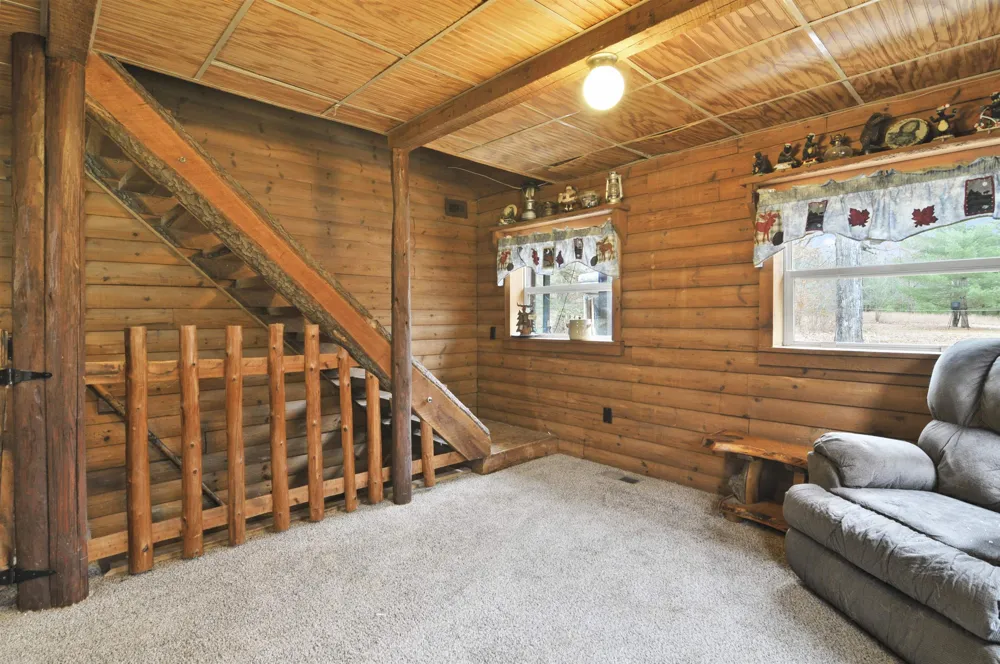 2561 E Johnson Road Norwich Township, MI 49651
