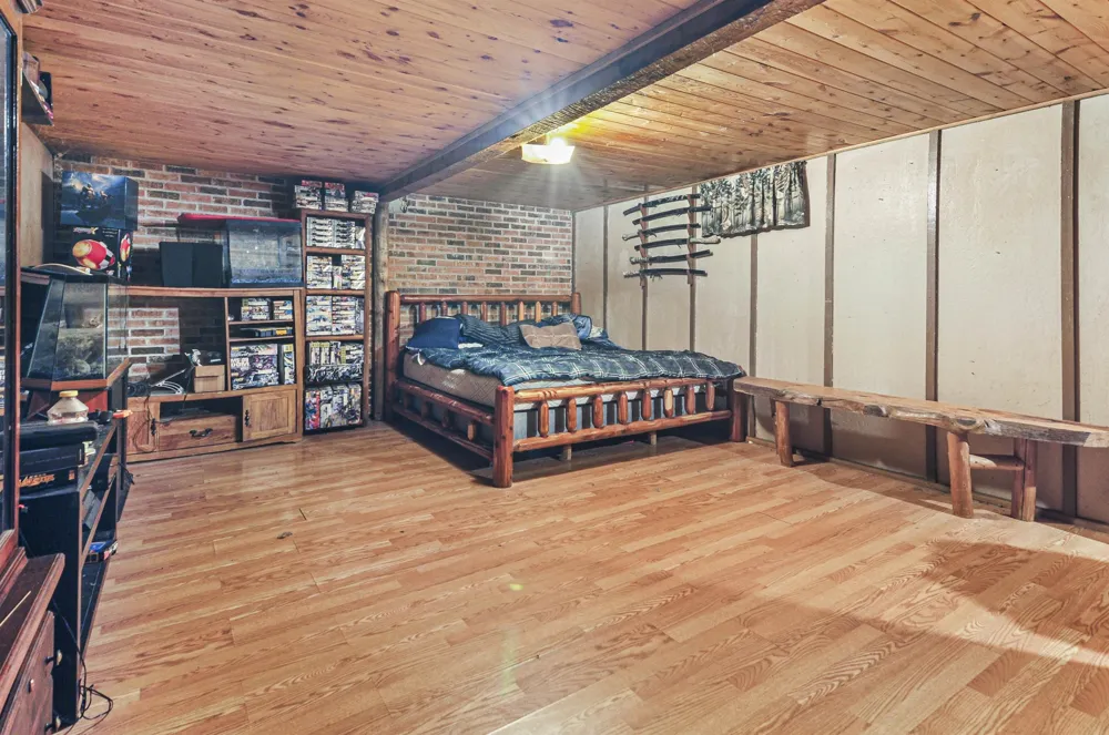 2561 E Johnson Road Norwich Township, MI 49651