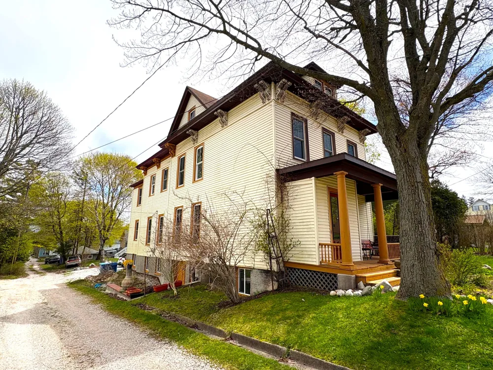 211 Maple Street Manistee City, MI 49660