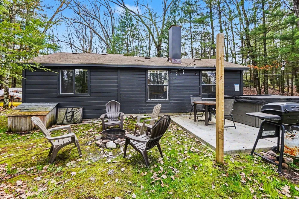 1153 W Channel Street Lilley Township, MI 49309