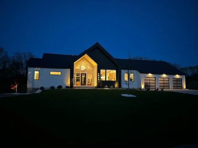 5044 Hickory Pointe Woods SE Cascade Charter Township, MI 49301