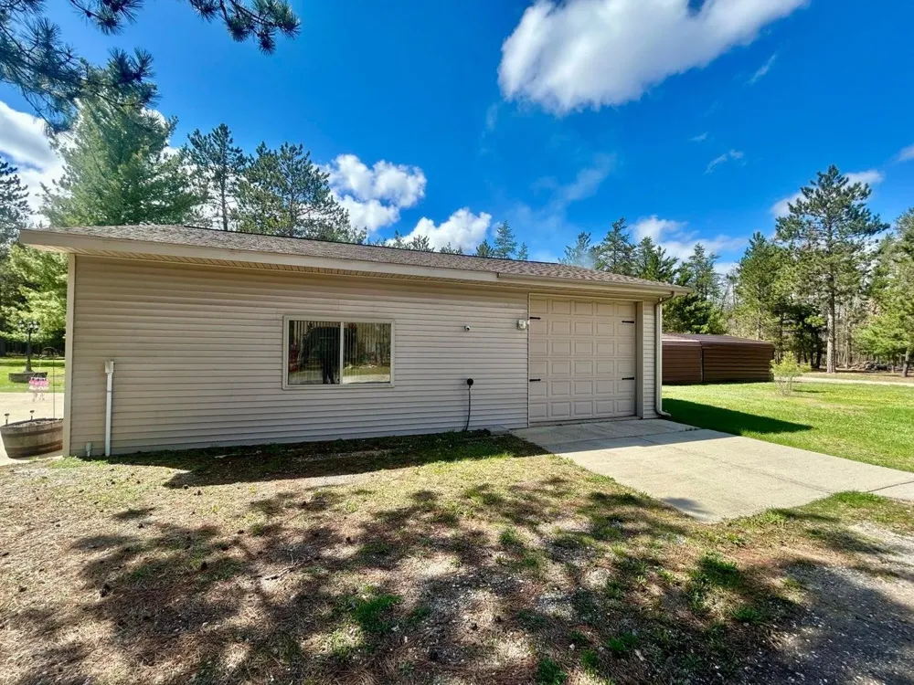 4260 W Dort Road Beaver Creek Township, MI 48653